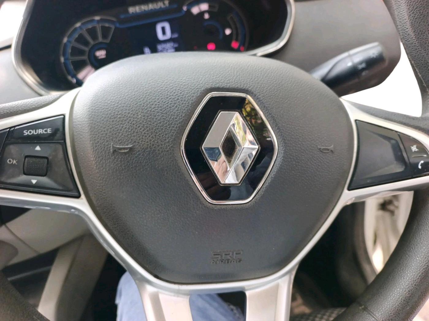2022 Renault TRIBER RXZ, Petrol, Manual, 32,583 km, interior