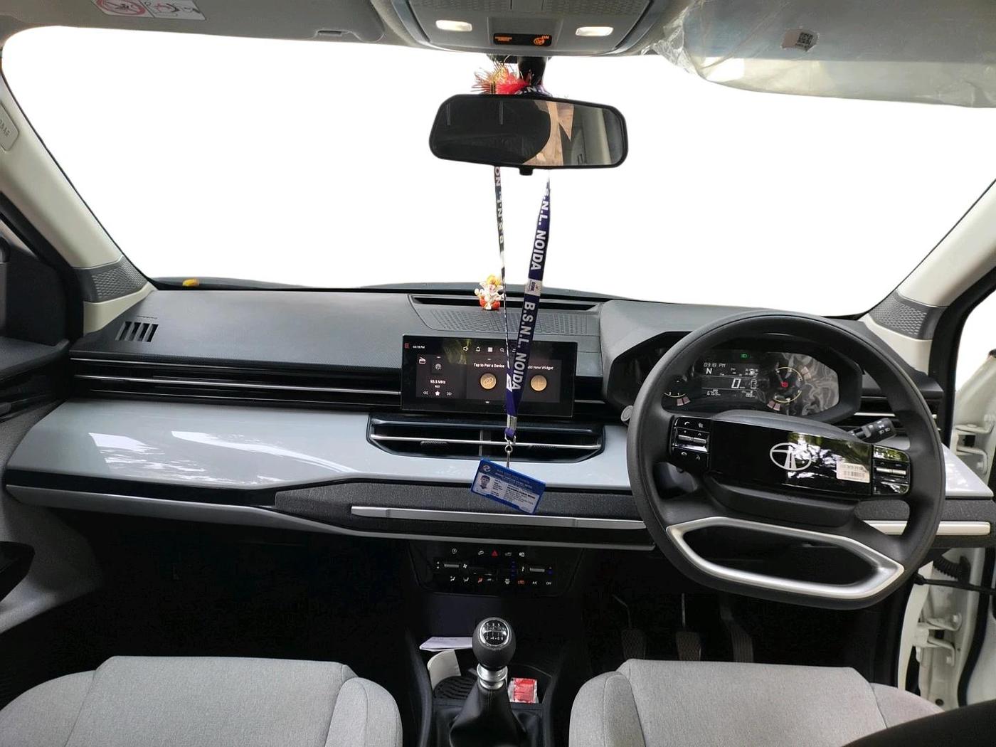 2026 Tata Sierra Pure 1.5 Revotron MT, Petrol, Manual, 6,760 km, interior