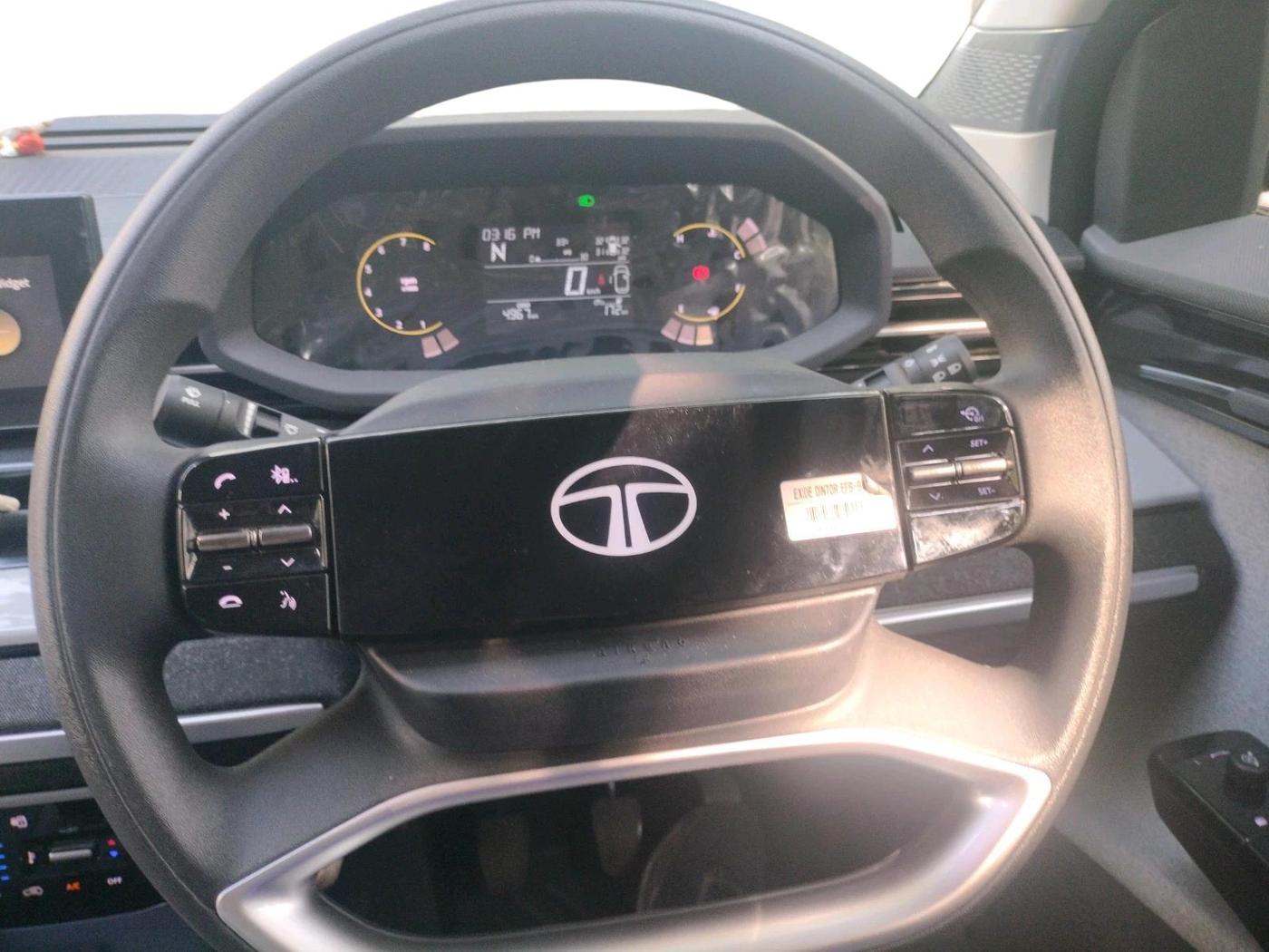2026 Tata Sierra Pure 1.5 Revotron MT, Petrol, Manual, 6,760 km, interior