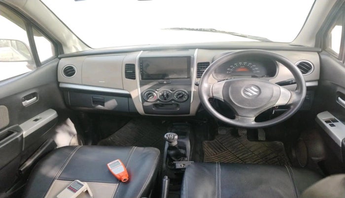 2013 Maruti Wagon R 1.0 LXI, Petrol, Manual, 1,17,077 km, interior
