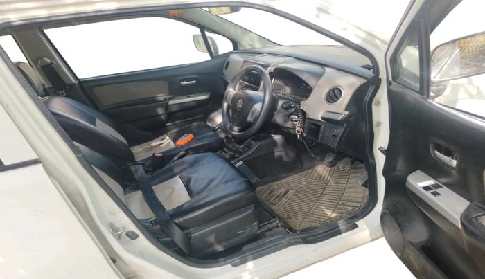 2013 Maruti Wagon R 1.0 LXI, Petrol, Manual, 1,17,077 km, interior
