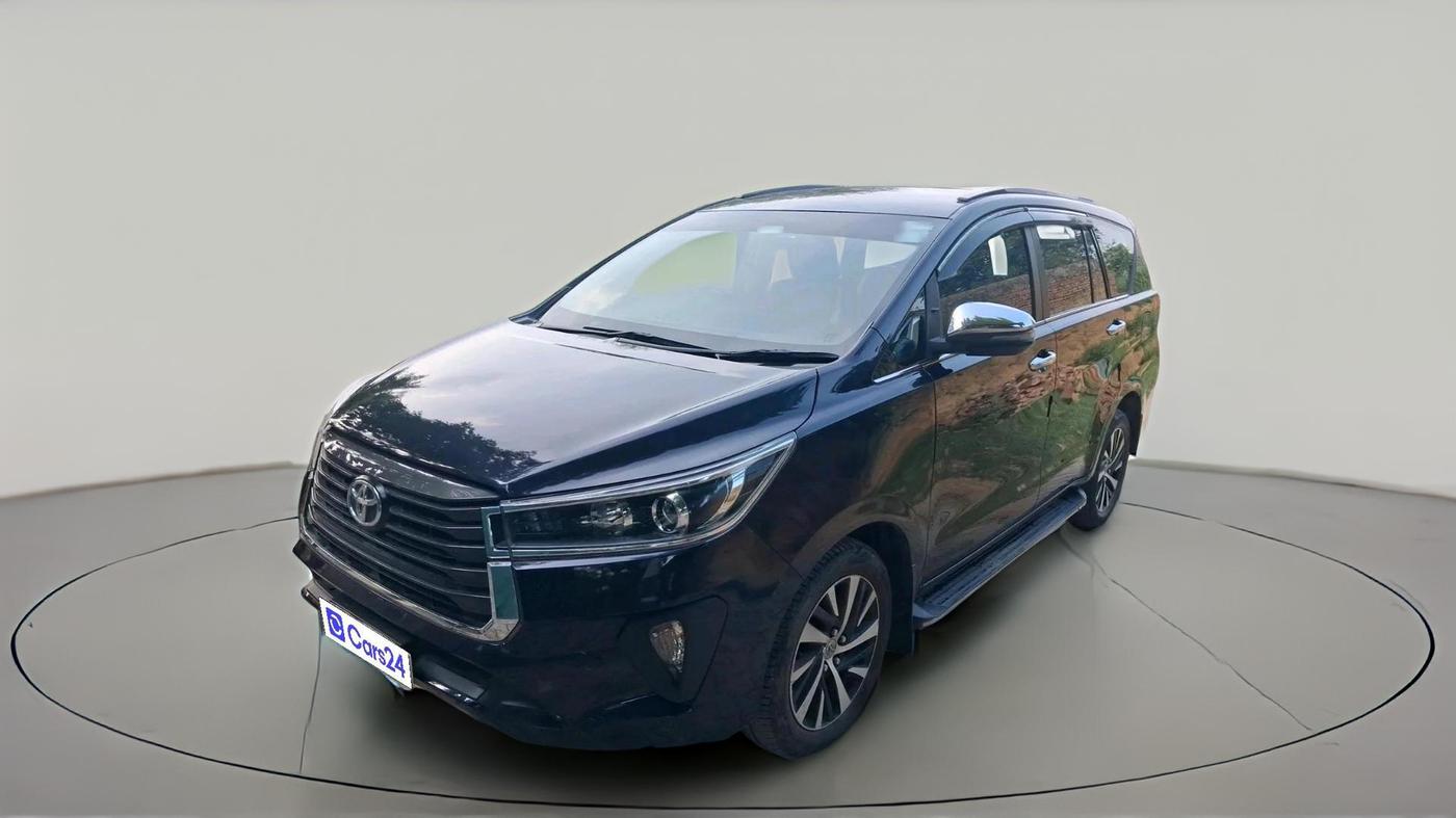 2022 Toyota Innova Crysta 2.4 ZX AT 7 STR, Diesel, Automatic, 54,369 km, exterior