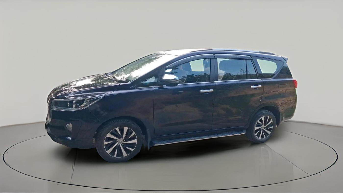 2022 Toyota Innova Crysta 2.4 ZX AT 7 STR, Diesel, Automatic, 54,369 km, exterior