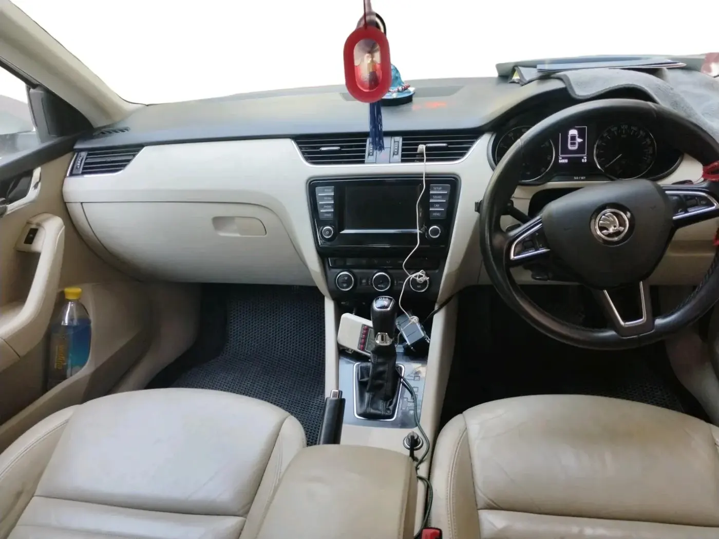 2016 Skoda Octavia ELEGANCE 1.8 TSI AT, Petrol, Automatic, 64,333 km, interior