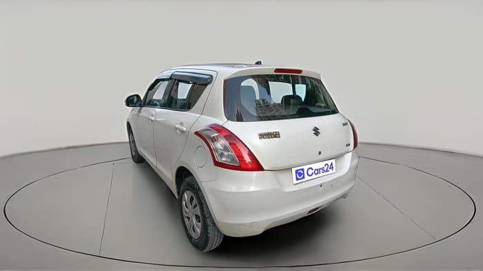 2014 Maruti Swift VXI, CNG, Manual, 1,10,948 km, exterior