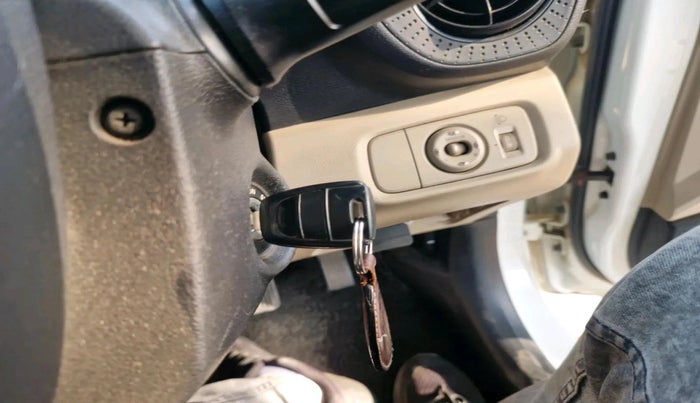 2020 Hyundai NEW SANTRO SPORTZ MT, Petrol, Manual, 57,446 km, interior