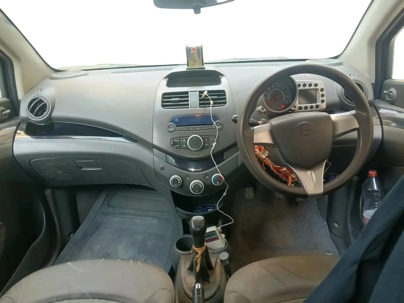 2011 Chevrolet Beat LT PETROL, Petrol, Manual, 1,21,466 km, interior