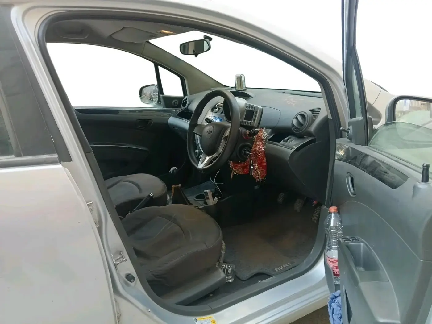 2011 Chevrolet Beat LT PETROL, Petrol, Manual, 1,21,466 km, interior