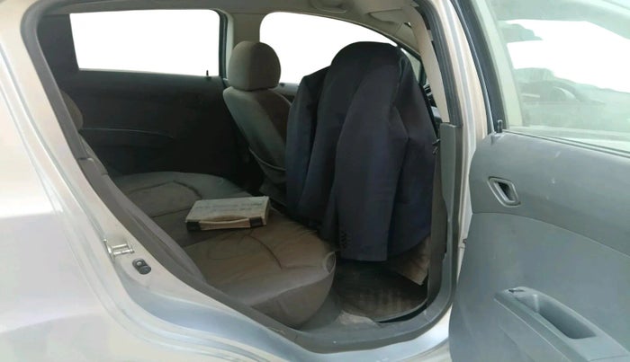 2011 Chevrolet Beat LT PETROL, Petrol, Manual, 1,21,466 km, interior