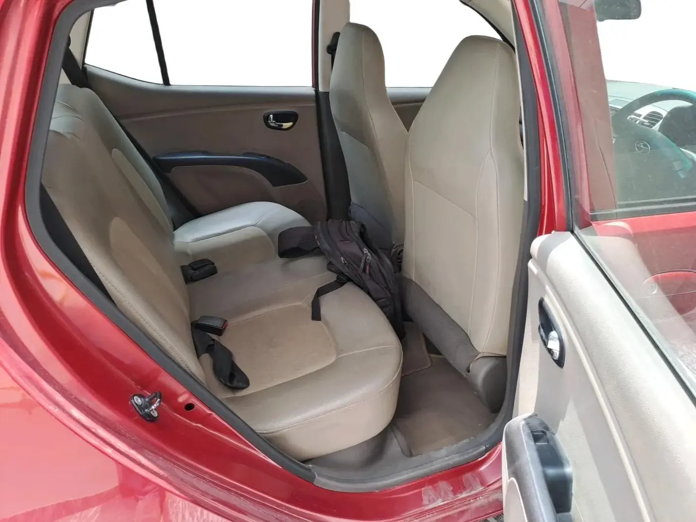2012 Hyundai i10 MAGNA 1.2, Petrol, Manual, 24,960 km, interior