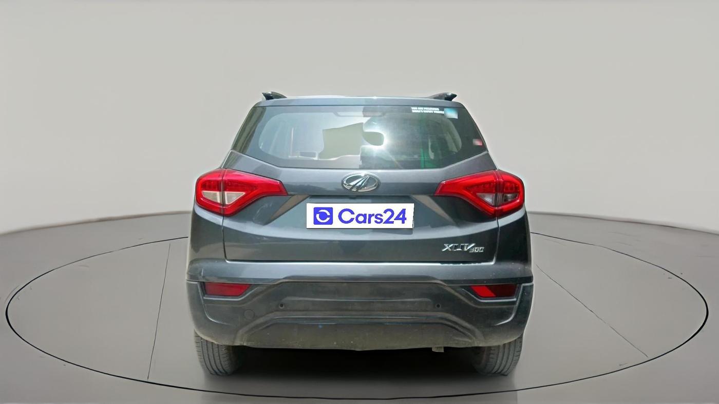 2021 Mahindra XUV300 W6 1.5 Sunroof Diesel, Diesel, Manual, 34,827 km, exterior