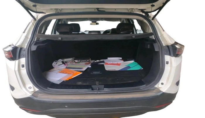 2019 Tata Harrier XT 2.0L KRYOTEC, Diesel, Manual, 1,52,231 km, exterior