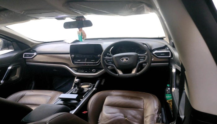 2019 Tata Harrier XT 2.0L KRYOTEC, Diesel, Manual, 1,52,231 km, interior
