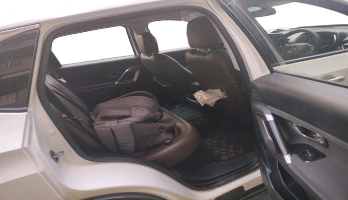 2019 Tata Harrier XT 2.0L KRYOTEC, Diesel, Manual, 1,52,231 km, interior