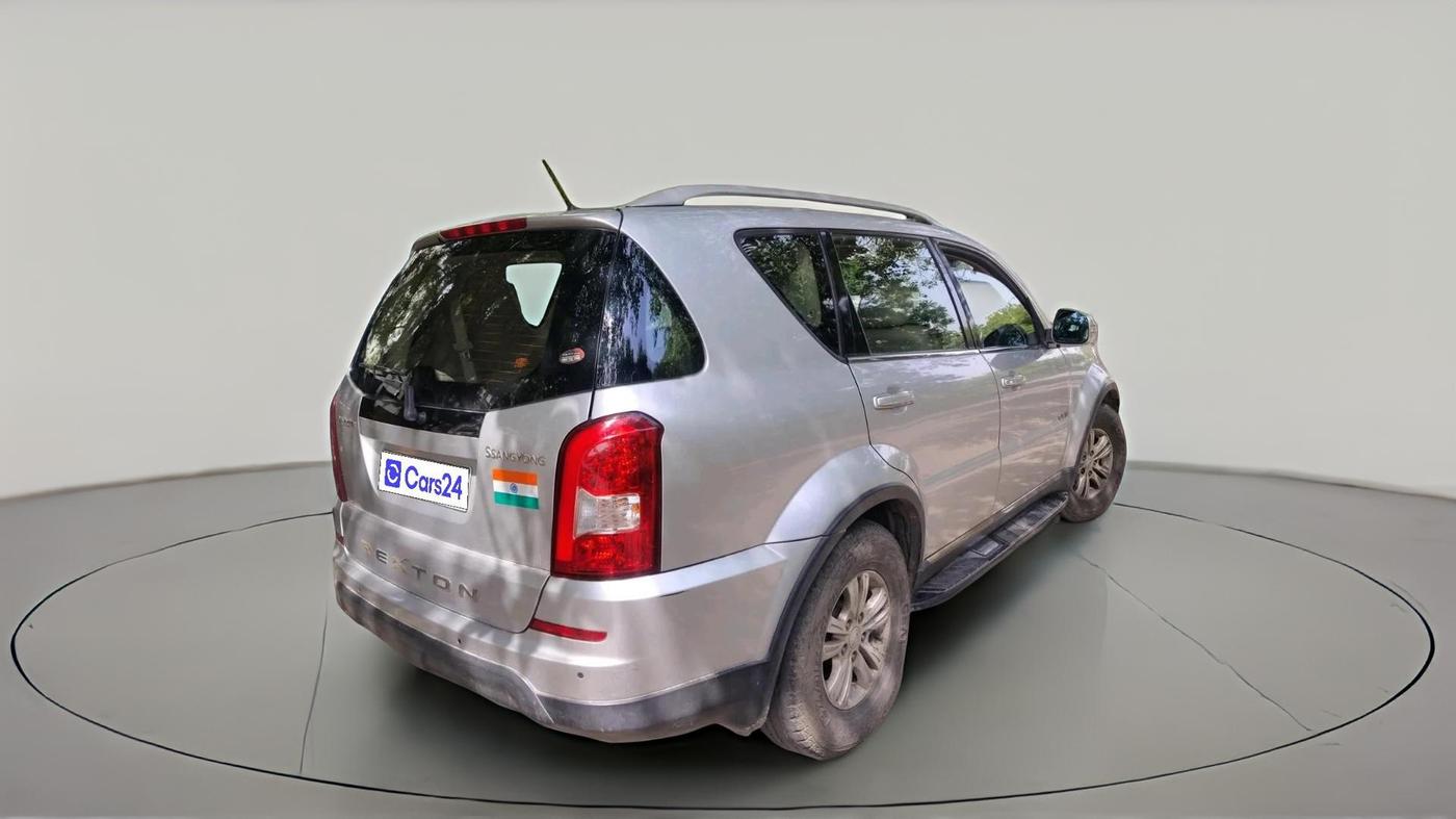 2018 Ssangyong Rexton RX7, Diesel, Automatic, 1,36,616 km, exterior