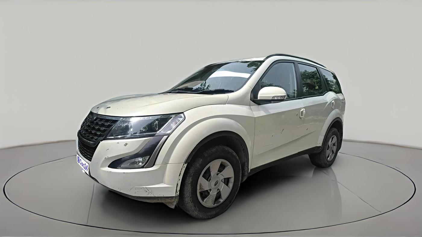 2019 Mahindra XUV500 W7, Diesel, Manual, 1,10,995 km, exterior