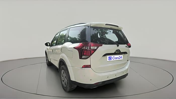 2019 Mahindra XUV500 W7, Diesel, Manual, 1,10,995 km, exterior
