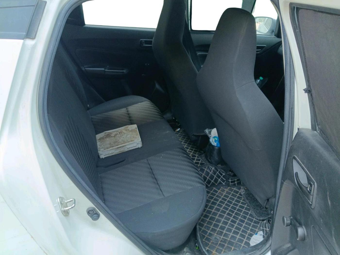 2022 Maruti Swift LXI, Petrol, Manual, 92,355 km, interior