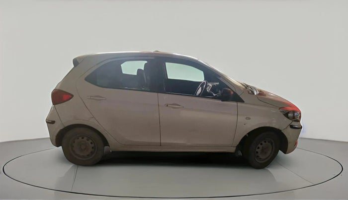 2016 Tata Tiago XM (O) PETROL, CNG, Manual, 1,31,943 km, exterior