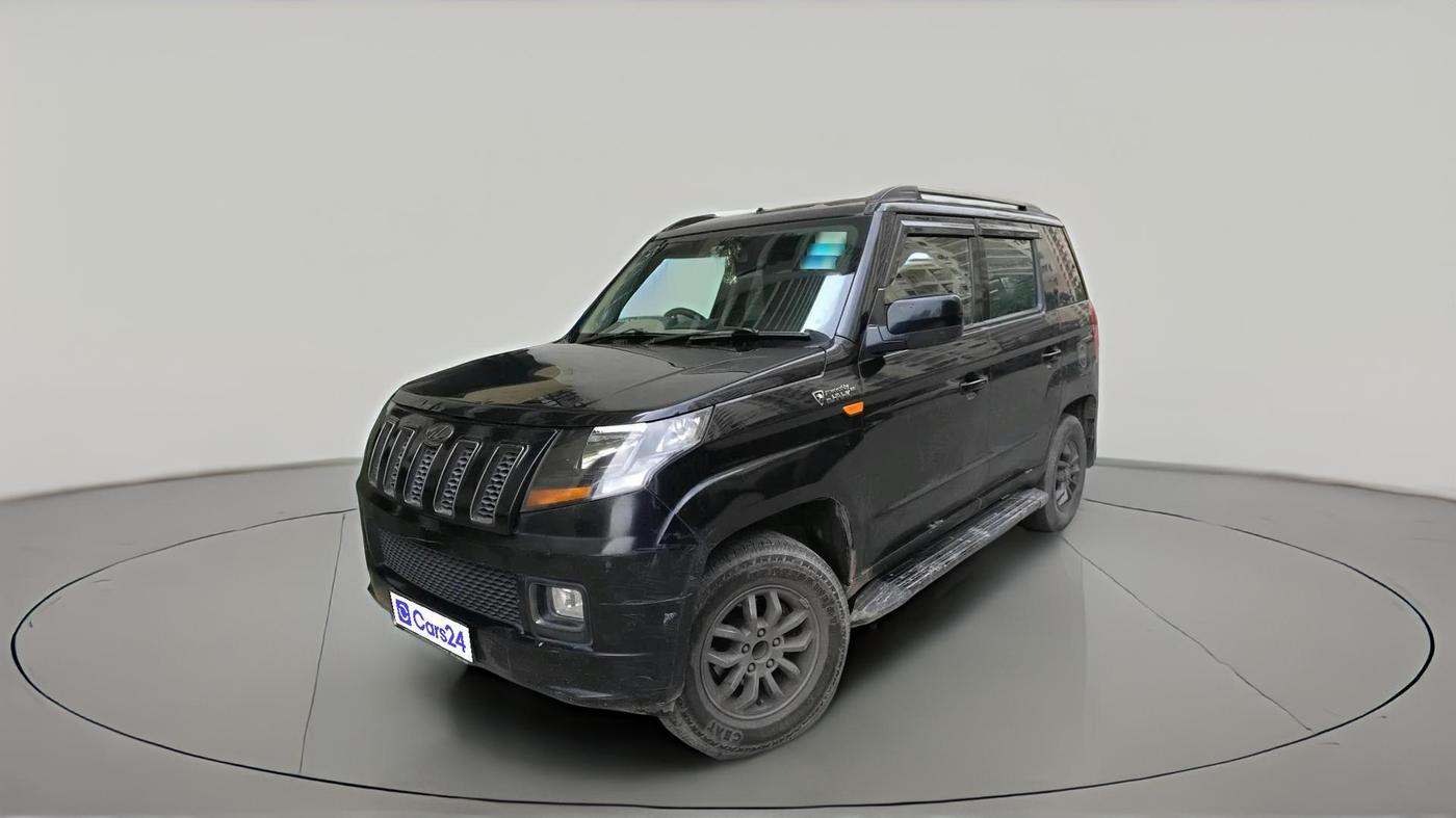2017 Mahindra TUV300 T10 AMT, Diesel, Automatic, 1,12,195 km, exterior