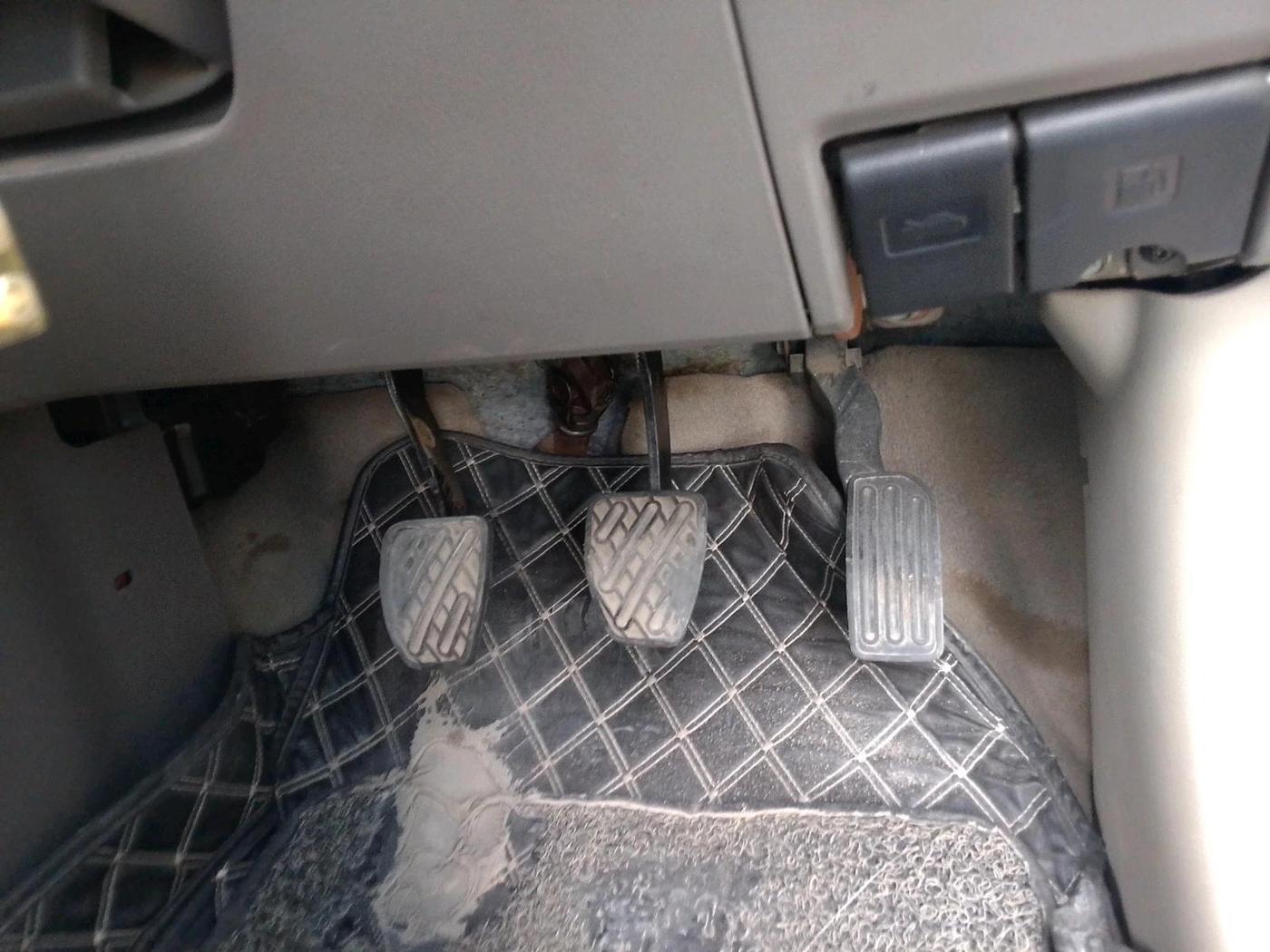 2012 Nissan Sunny XL, Petrol, Manual, 1,05,081 km, interior