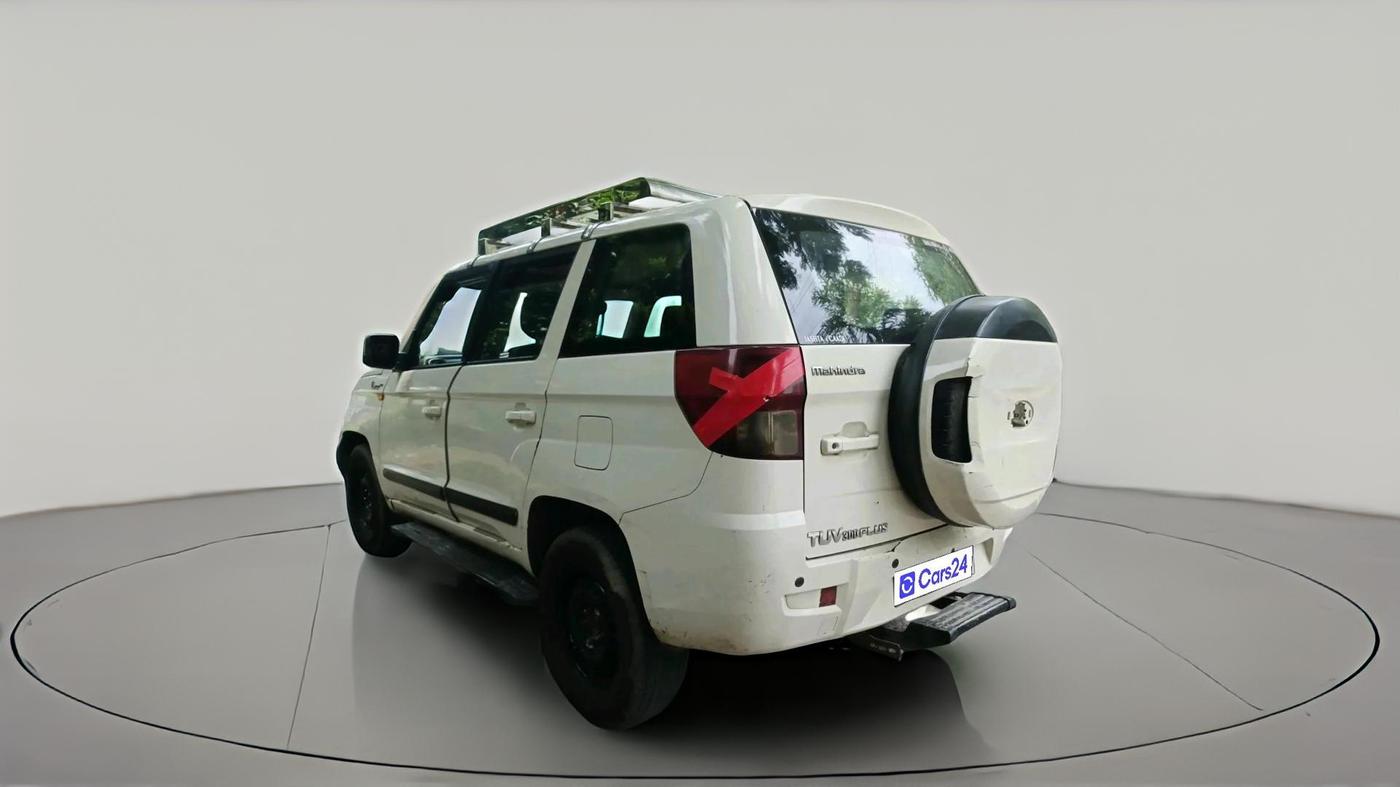 2018 Mahindra TUV 300 PLUS P8, Diesel, Manual, 1,29,587 km, exterior
