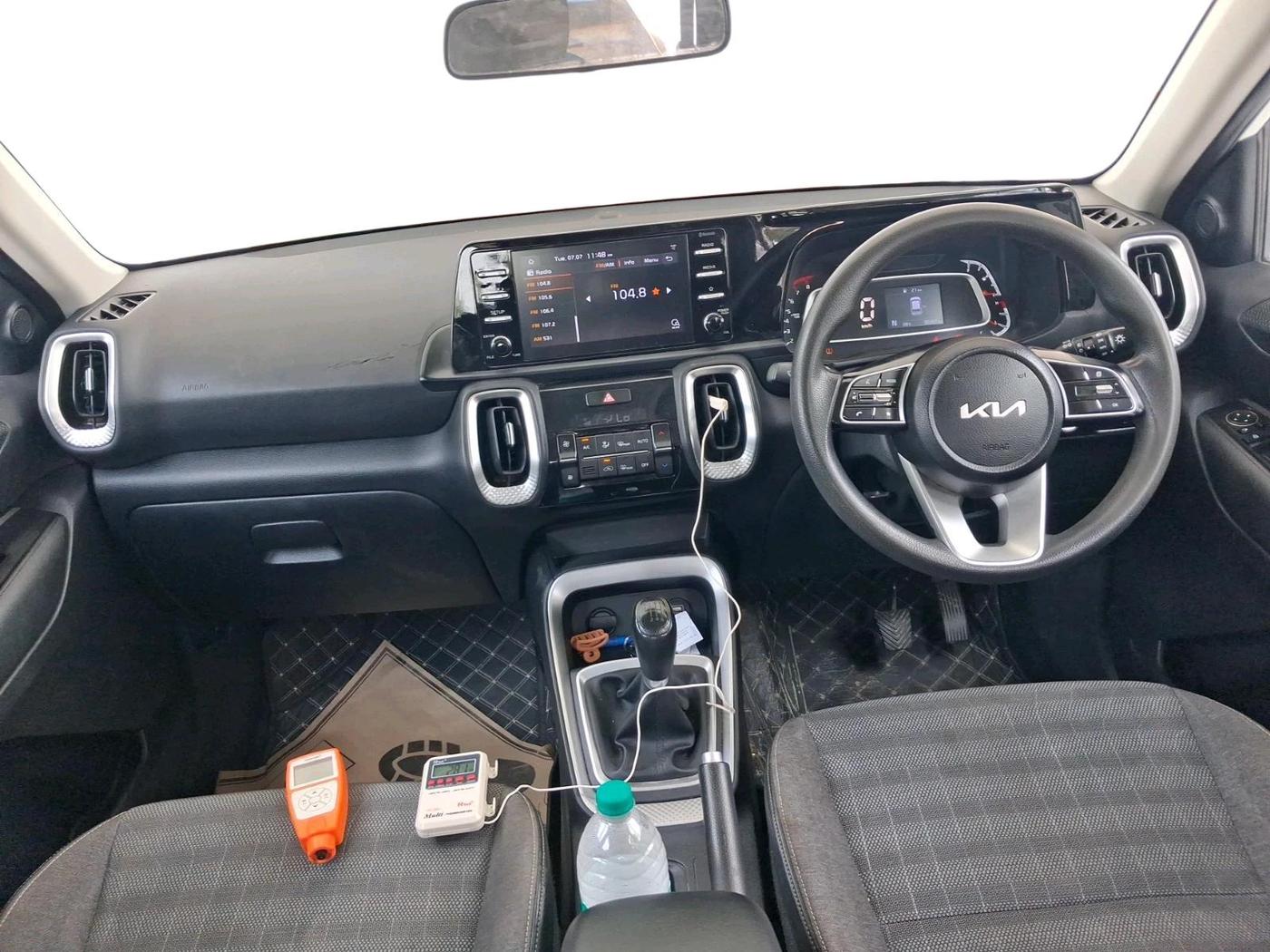 2023 KIA SONET HTK PLUS 1.0 IMT, Petrol, Manual, 38,367 km, interior