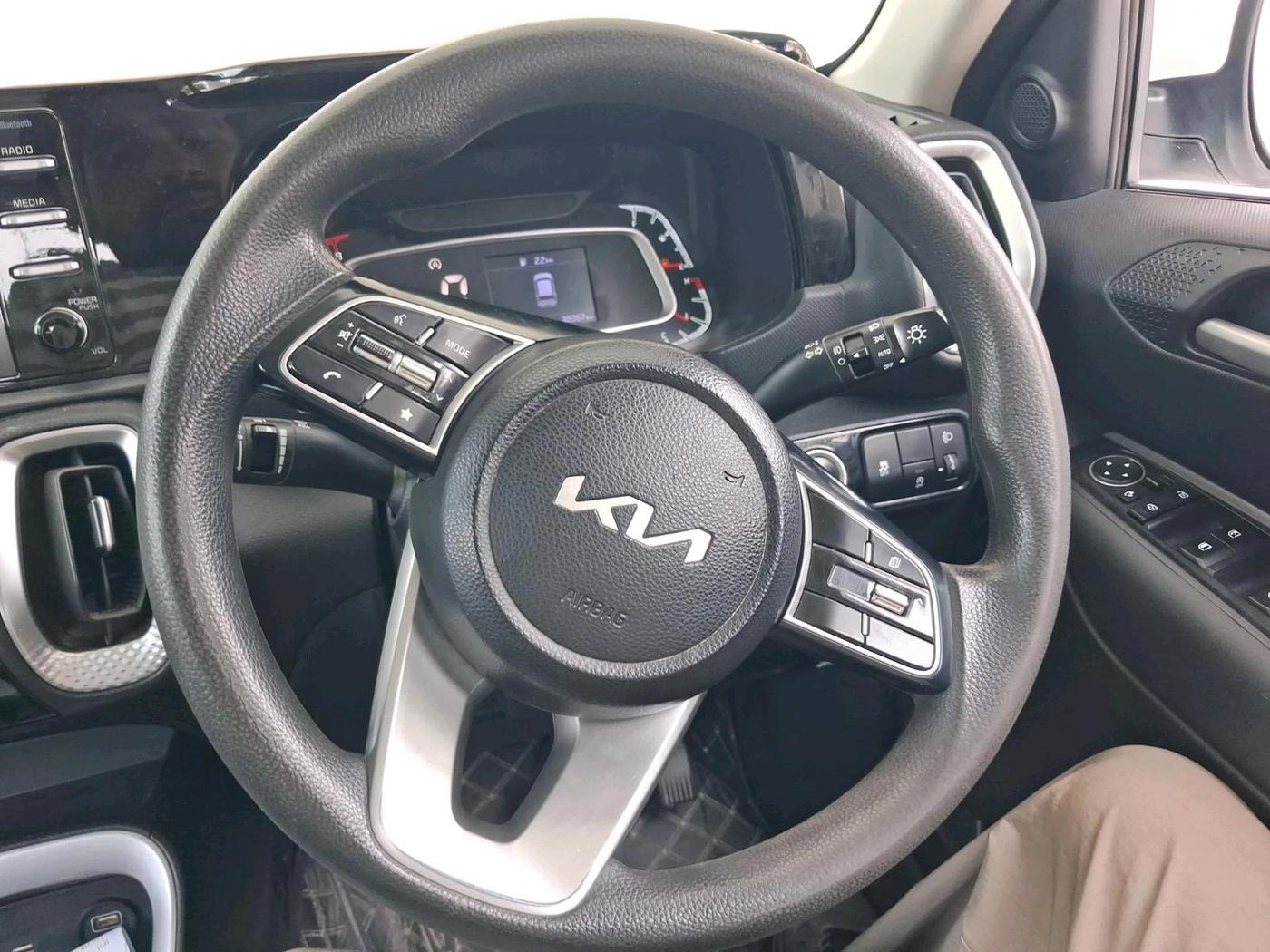 2023 KIA SONET HTK PLUS 1.0 IMT, Petrol, Manual, 38,367 km, interior