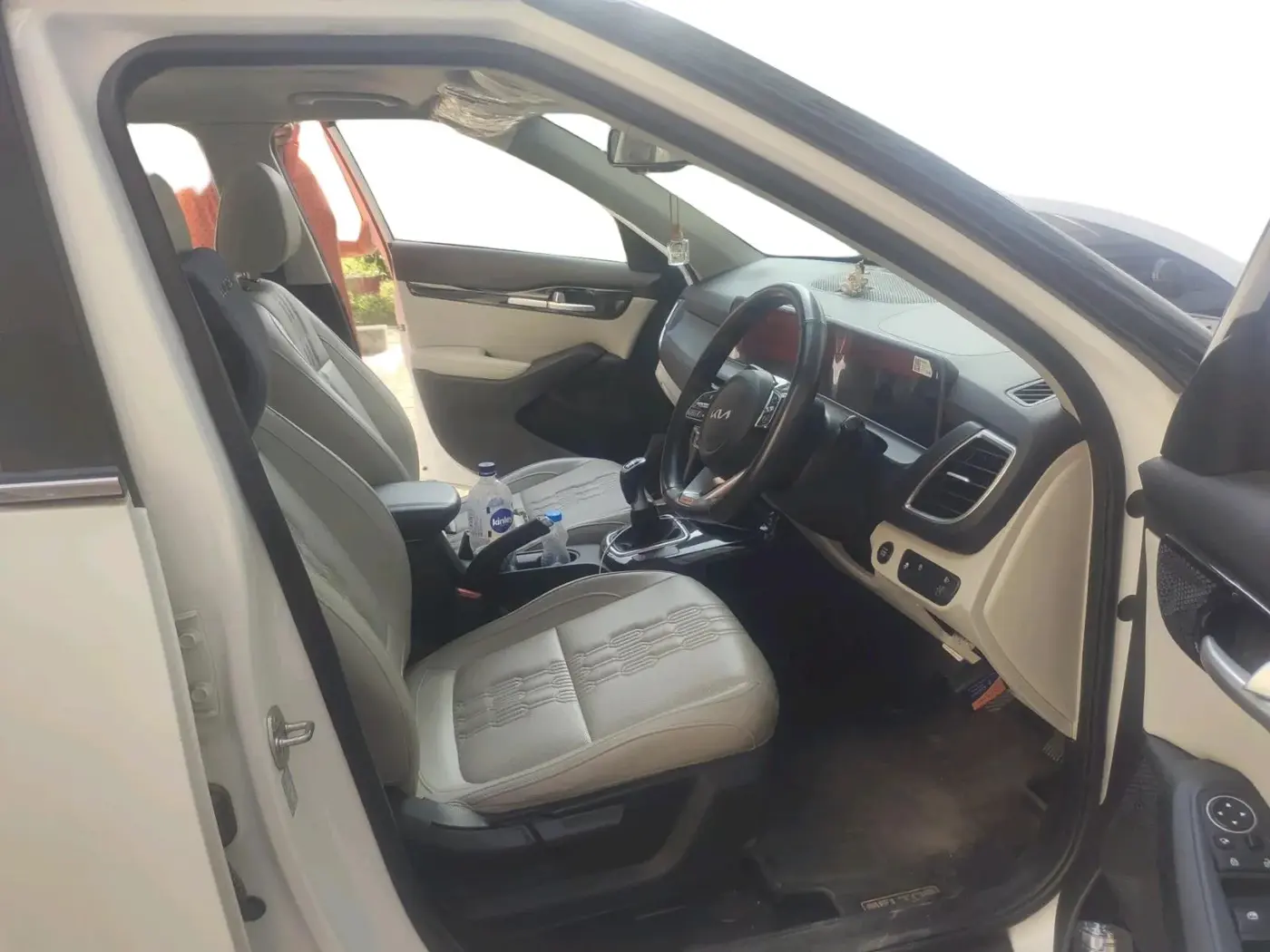 2023 KIA SELTOS HTX PETROL 1.5, Petrol, Manual, 49,341 km, interior