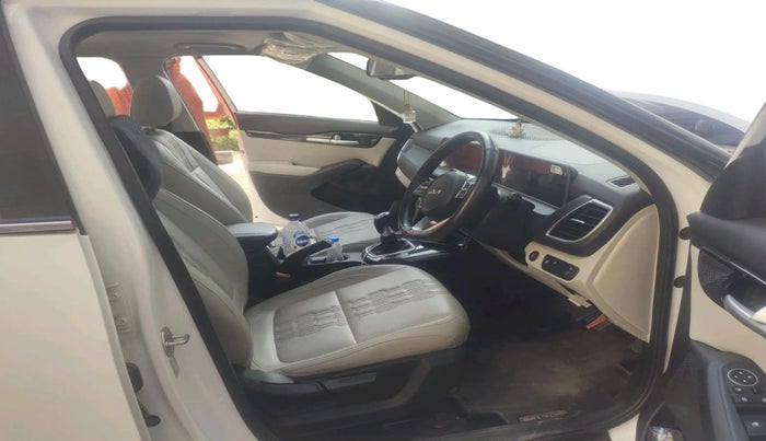 2023 KIA SELTOS HTX PETROL 1.5, Petrol, Manual, 49,341 km, interior