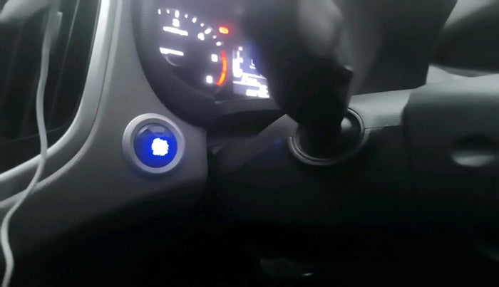 2016 Hyundai Creta SX PLUS 1.6 DIESEL, Diesel, Manual, 2,02,750 km, interior