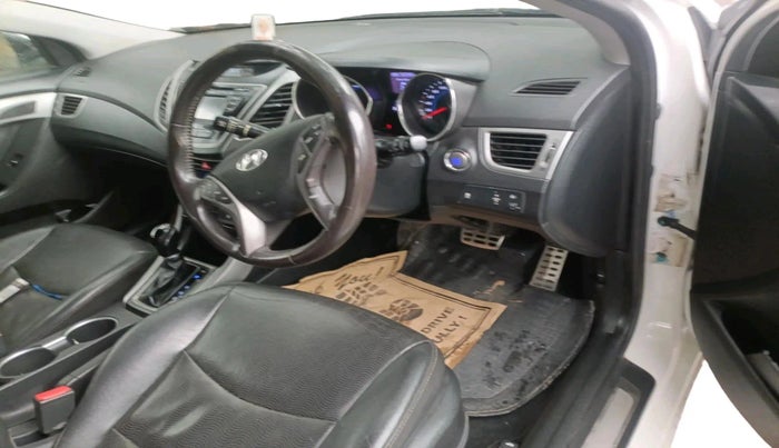 2016 Hyundai New Elantra 1.8 SX AT VTVT, Petrol, Automatic, 1,05,745 km, interior