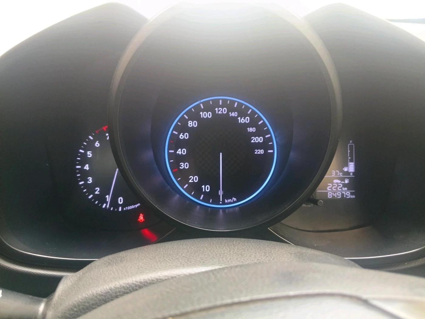 2020 Hyundai VENUE S 1.2, Petrol, Manual, 84,979 km, interior