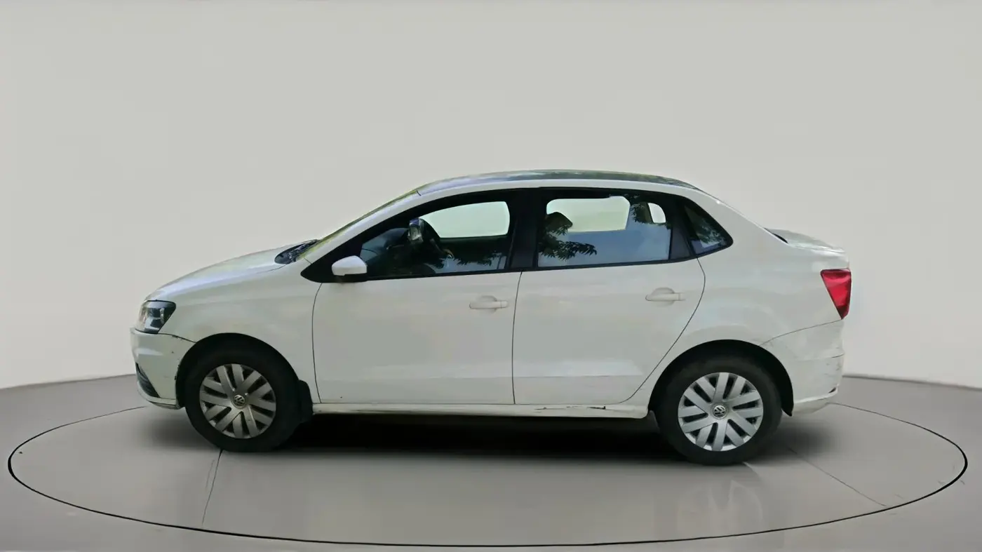 2016 Volkswagen Ameo COMFORTLINE 1.2L, Petrol, Manual, 60,165 km, exterior