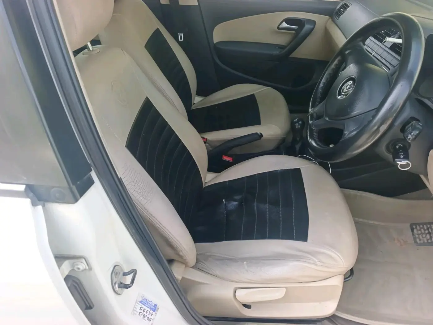 2016 Volkswagen Ameo COMFORTLINE 1.2L, Petrol, Manual, 60,165 km, interior