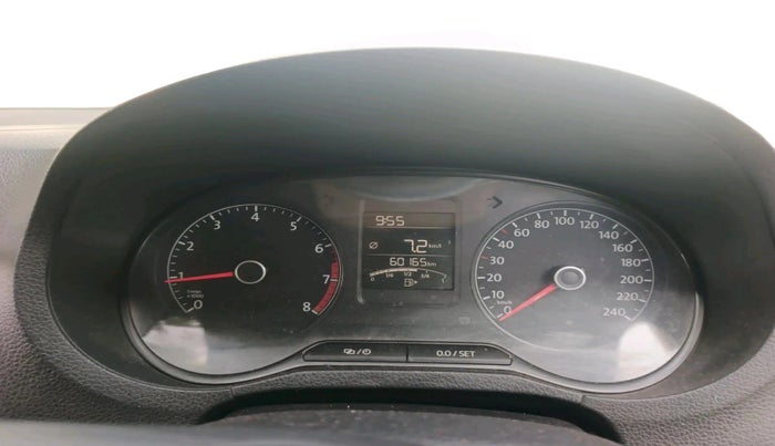 2016 Volkswagen Ameo TRENDLINE 1.0L, Petrol, Manual, 60,165 km, interior