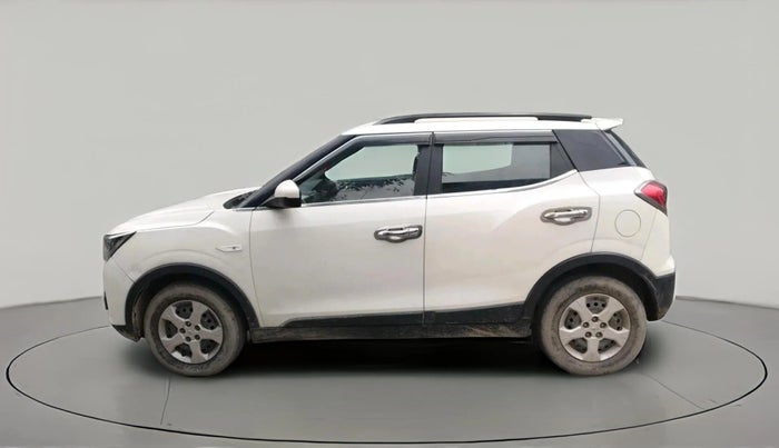 2020 Mahindra XUV300 W6 1.2 PETROL, Petrol, Manual, 46,000 km, exterior