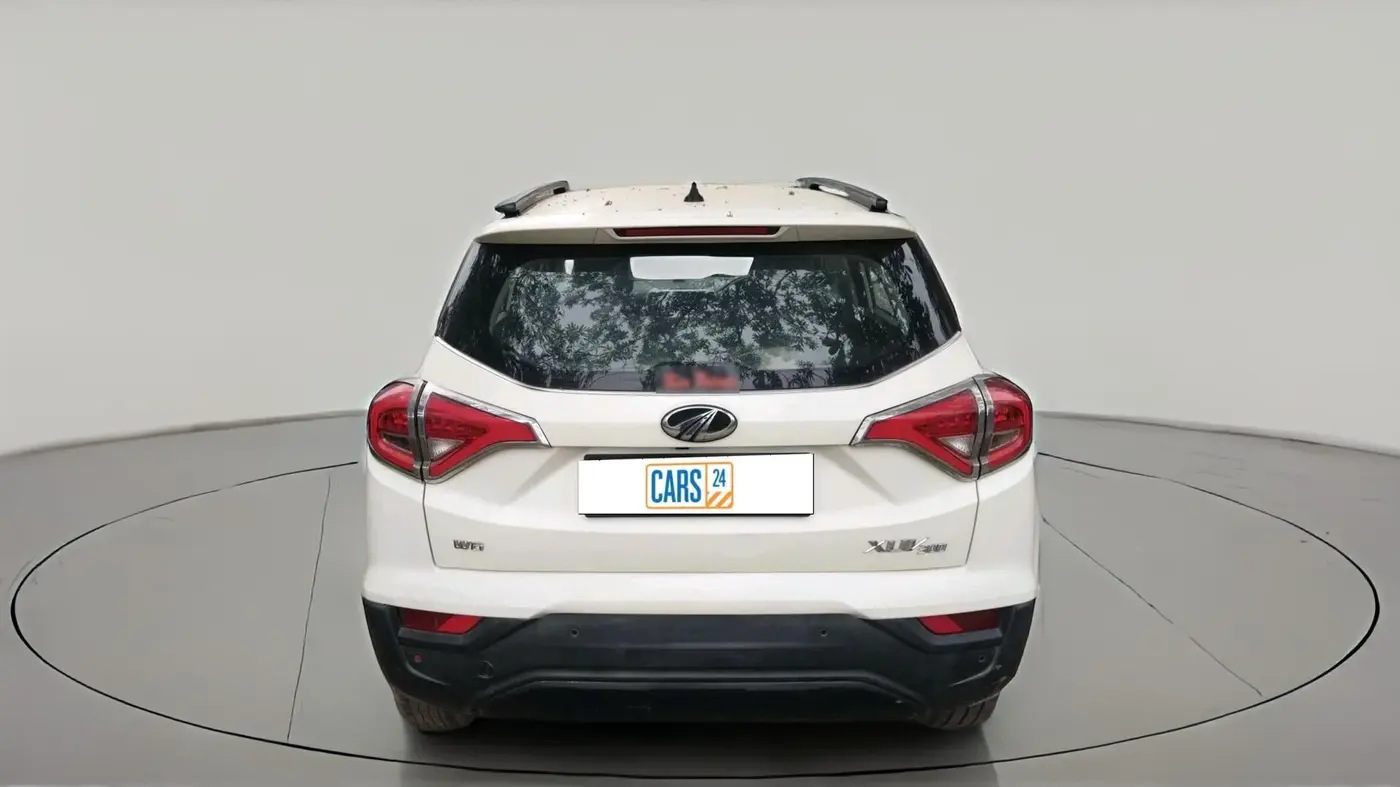 2020 Mahindra XUV300 W6 1.2 PETROL, Petrol, Manual, 46,000 km, exterior