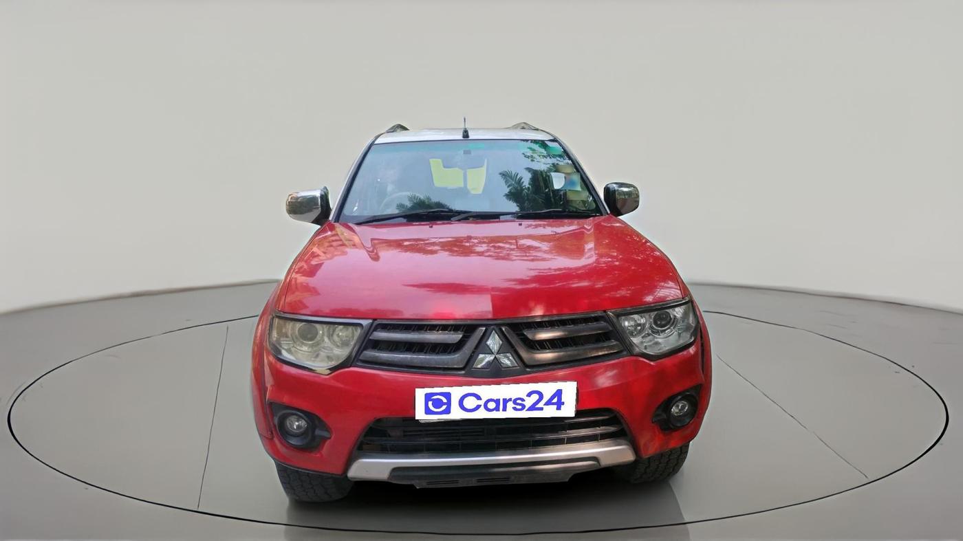 2016 Mitsubishi Pajero Sport 2.5 MT 4X4, Diesel, Manual, 1,15,670 km, exterior