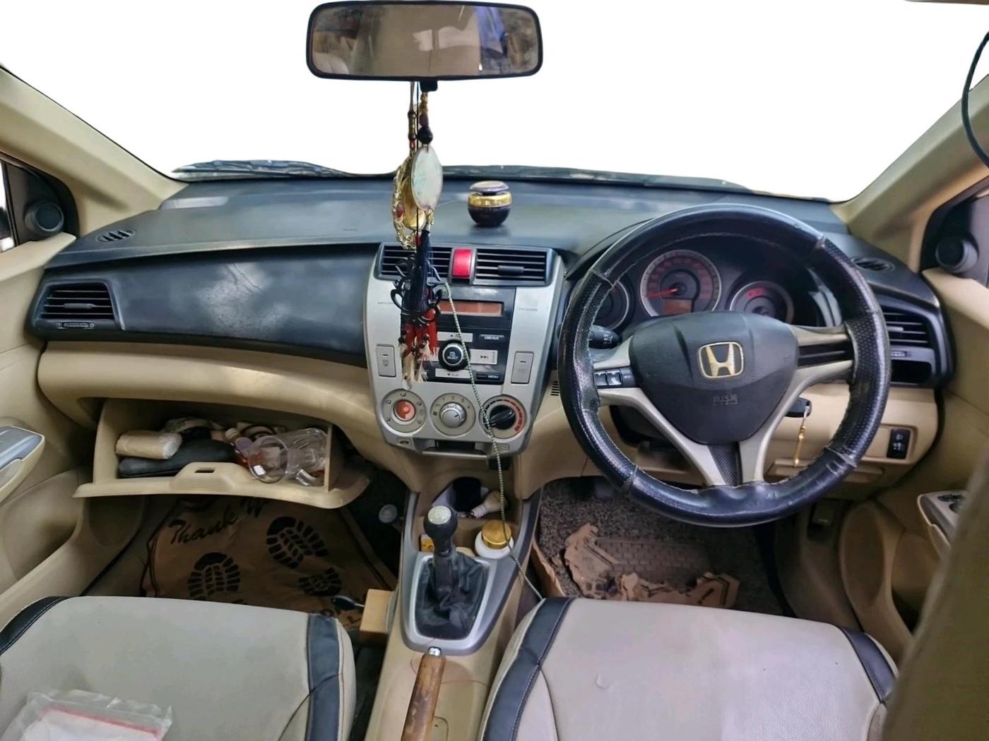 2011 Honda City 1.5L I-VTEC V MT, CNG, Manual, 1,62,845 km, interior