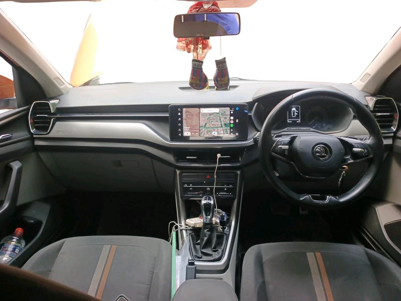 2022 Skoda KUSHAQ AMBITION 1.0L TSI AT, Petrol, Automatic, 75,712 km, interior