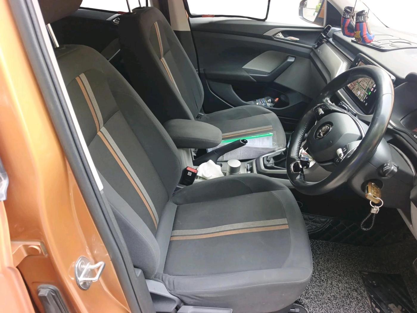 2022 Skoda KUSHAQ AMBITION 1.0L TSI AT, Petrol, Automatic, 75,712 km, interior