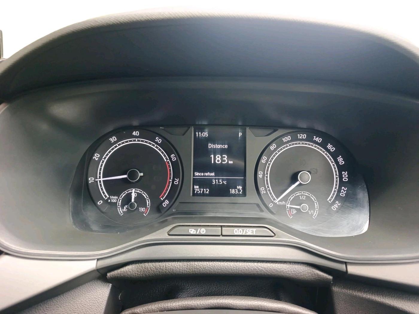 2022 Skoda KUSHAQ AMBITION 1.0L TSI AT, Petrol, Automatic, 75,712 km, interior