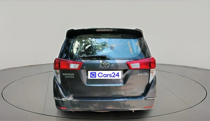 2022 Toyota Innova Crysta 2.4 G 7 STR, Diesel, Manual, 36,579 km, exterior