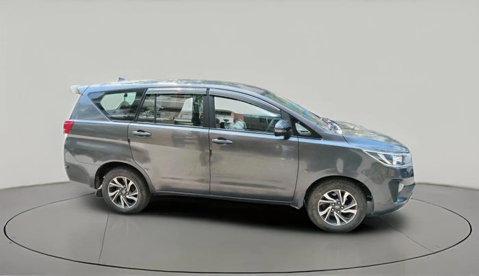 2022 Toyota Innova Crysta 2.4 G 7 STR, Diesel, Manual, 36,579 km, exterior