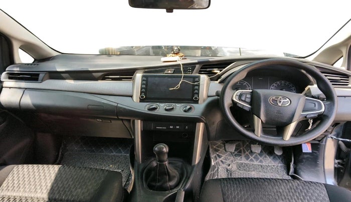 2022 Toyota Innova Crysta 2.4 G 7 STR, Diesel, Manual, 36,579 km, interior