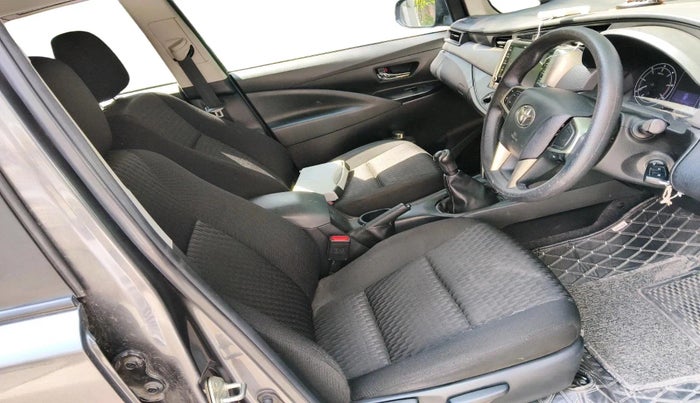 2022 Toyota Innova Crysta 2.4 G 7 STR, Diesel, Manual, 36,579 km, interior