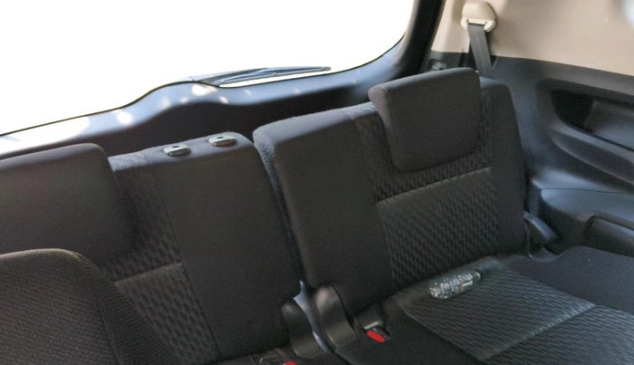 2022 Toyota Innova Crysta 2.4 G 7 STR, Diesel, Manual, 36,579 km, interior