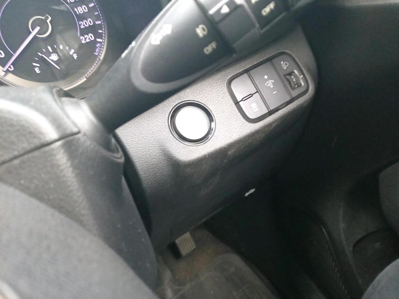2020 Hyundai VENUE SX(O) 1.4 CRDI, Diesel, Manual, 1,01,316 km, interior