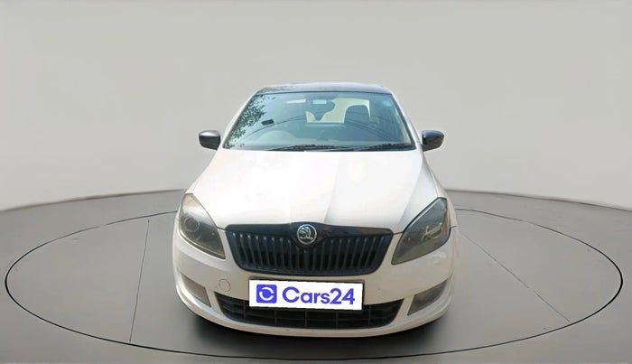 2015 Skoda Rapid AMBITION 1.6 MPI MT PLUS, Petrol, Manual, 1,29,734 km, exterior
